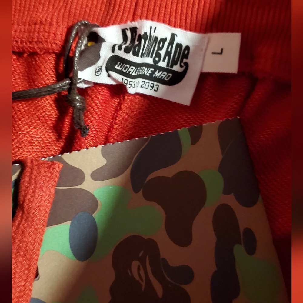 Bape shorts size large red camp - Picture 2 of 4